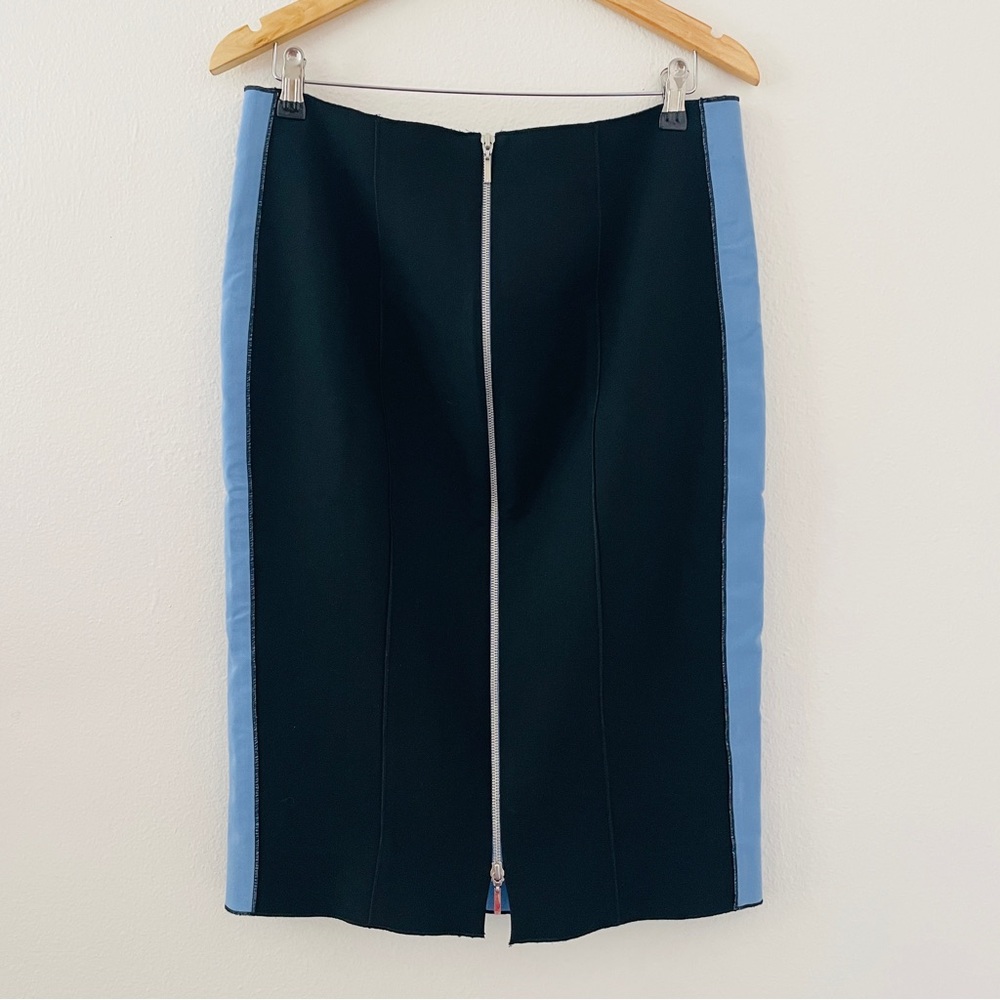Amanda Wakeley London Full Zip Black and Blue Pencil Skirt